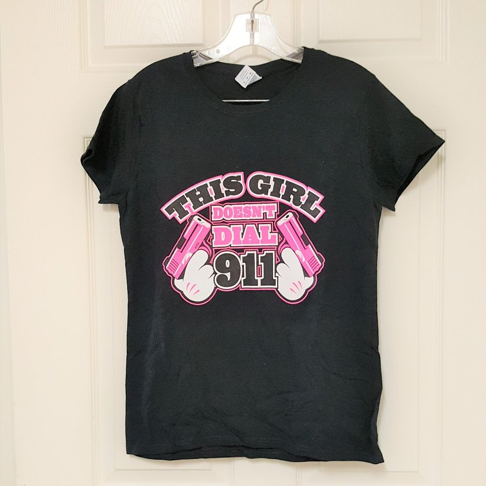 WOMEN'S BLACK CUSTOM DESIGN T-SHIRT